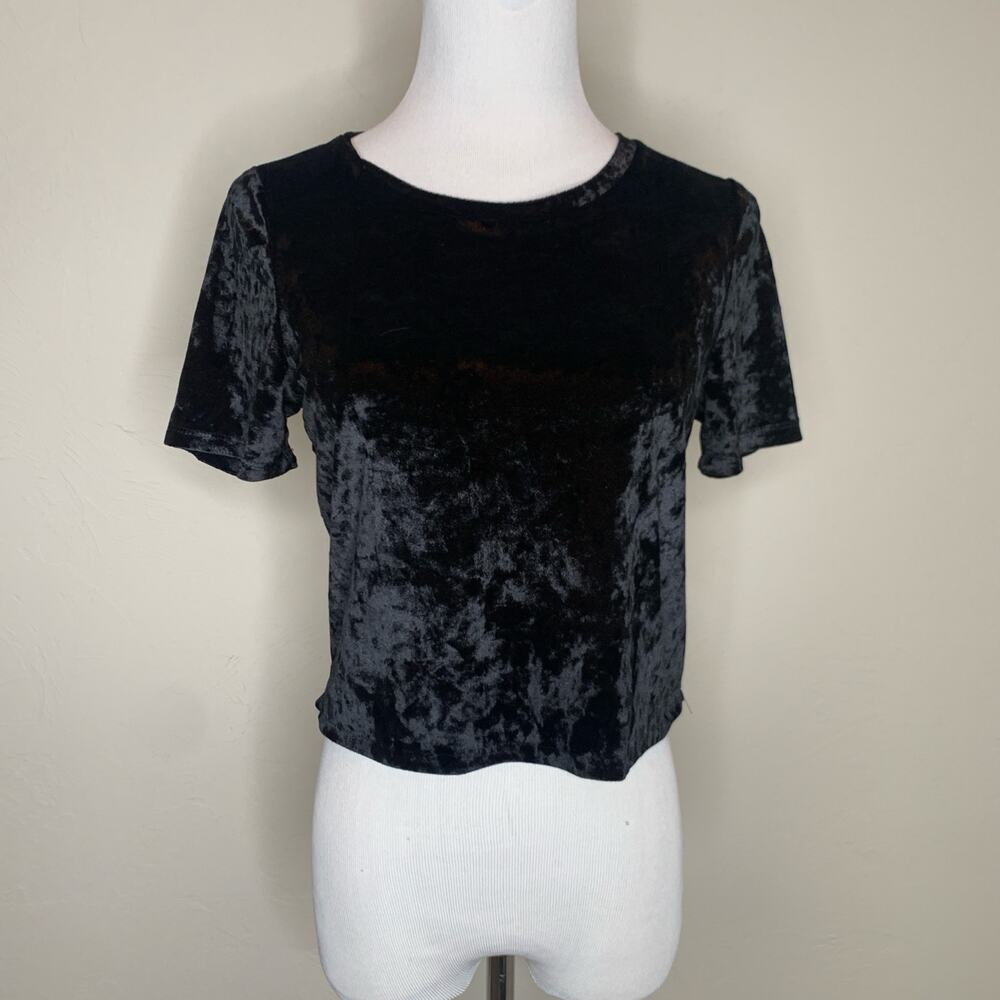 Black Crushed Velour Crop Top Tie Neck Sz Small